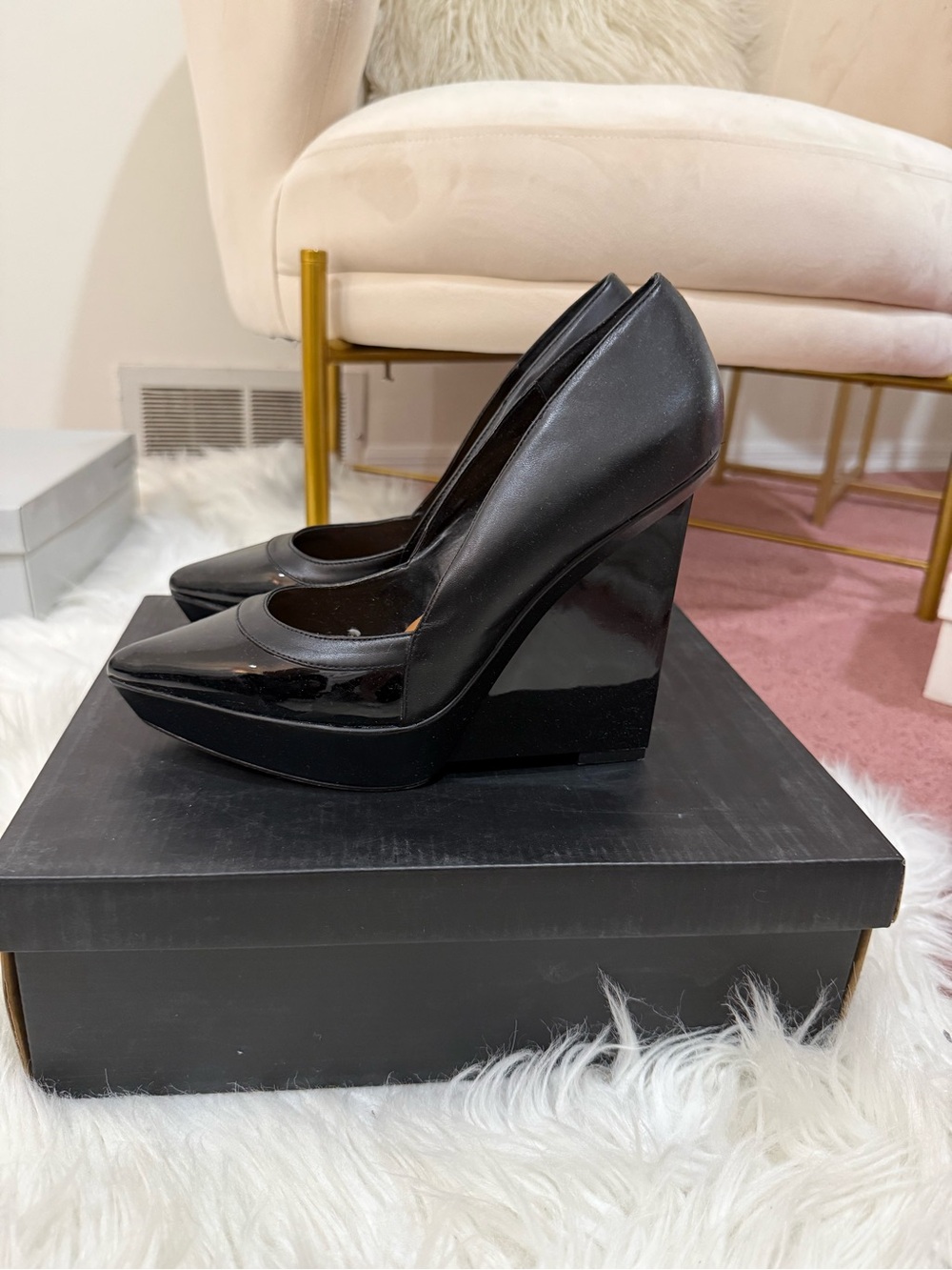 Shoe Cult by Nasty Gal- Women’s Black Patent Leather Pumps